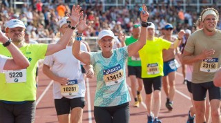 Springa gå ASICS Stockholm Marathon